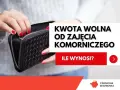 Dłonie z czerwonymi paznokciami otwierają portfel. Tekst: "Kwota wolna od zajęcia komorniczego 2025. Ile wynosi?".