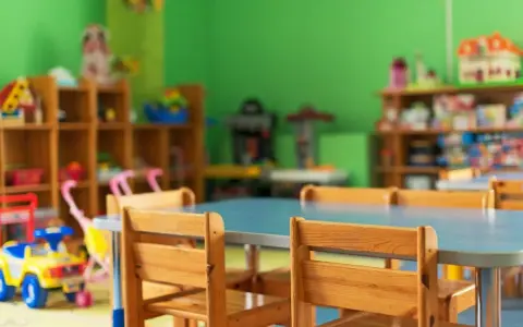 Rekrutacja do szkół: Jak zapisać dziecko krok po kroku? Poradnik