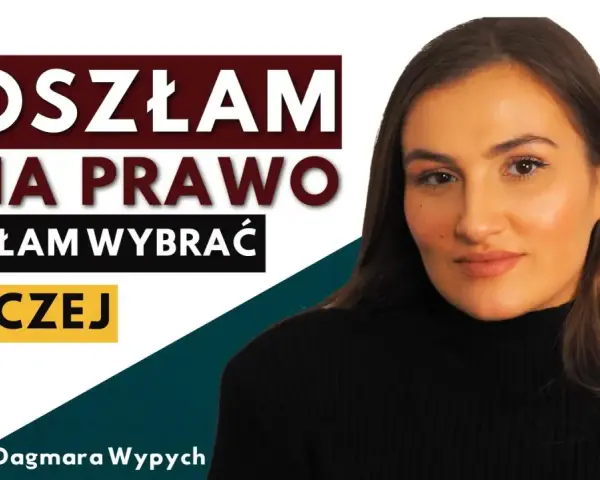 Młoda kobieta opowiada o swoich studiach prawniczych. Napisy: "Poszłam na prawo, mogłam wybrać inaczej".